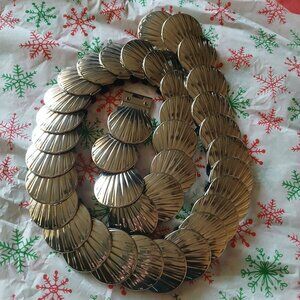 Vintage Women's Silver Elastic Clam Shell Belt